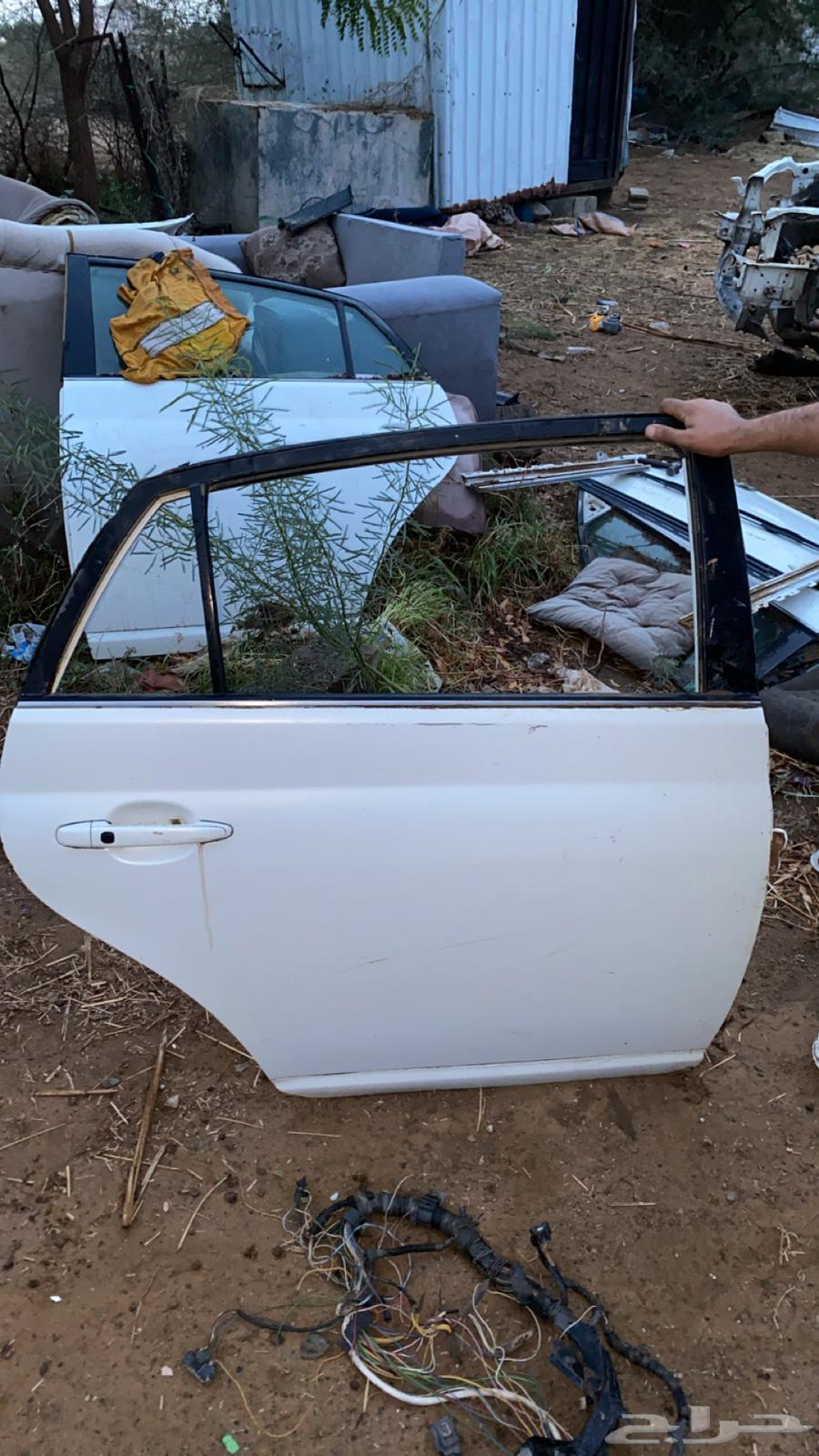 قطع تويوتا افالون64384314370307113