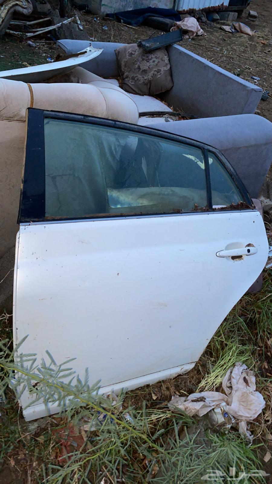 قطع تويوتا افالون64384314370307112