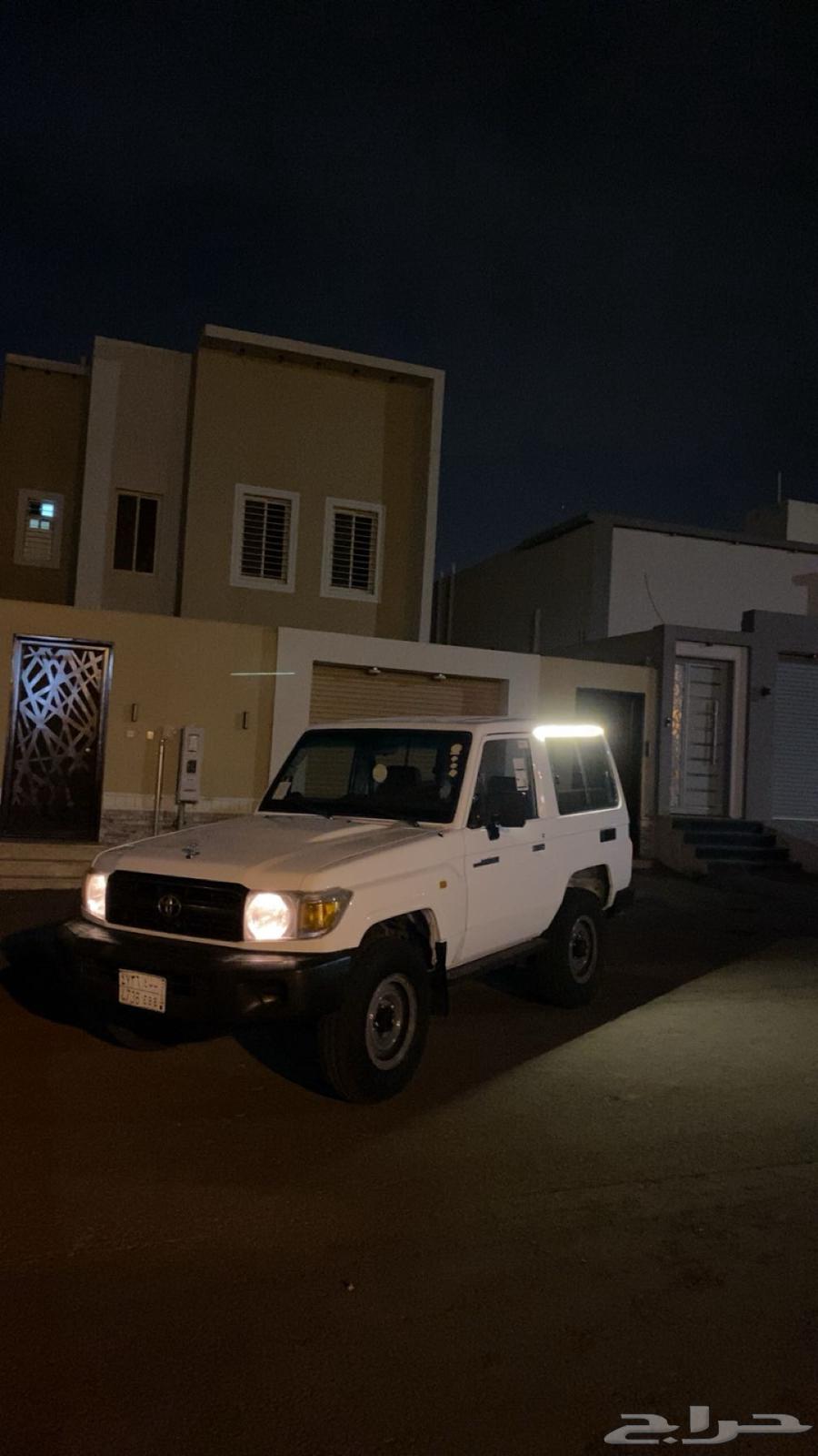 ربع 2010 بوليسي ابيض64372507219331110