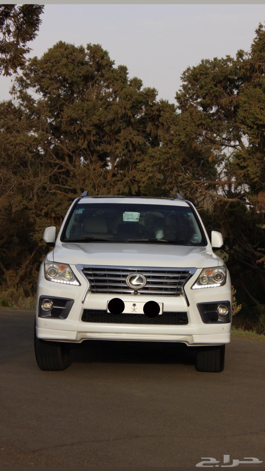 2011 Lexus, mileage 290, read the ad before contacting via WhatsApp64383885075970114