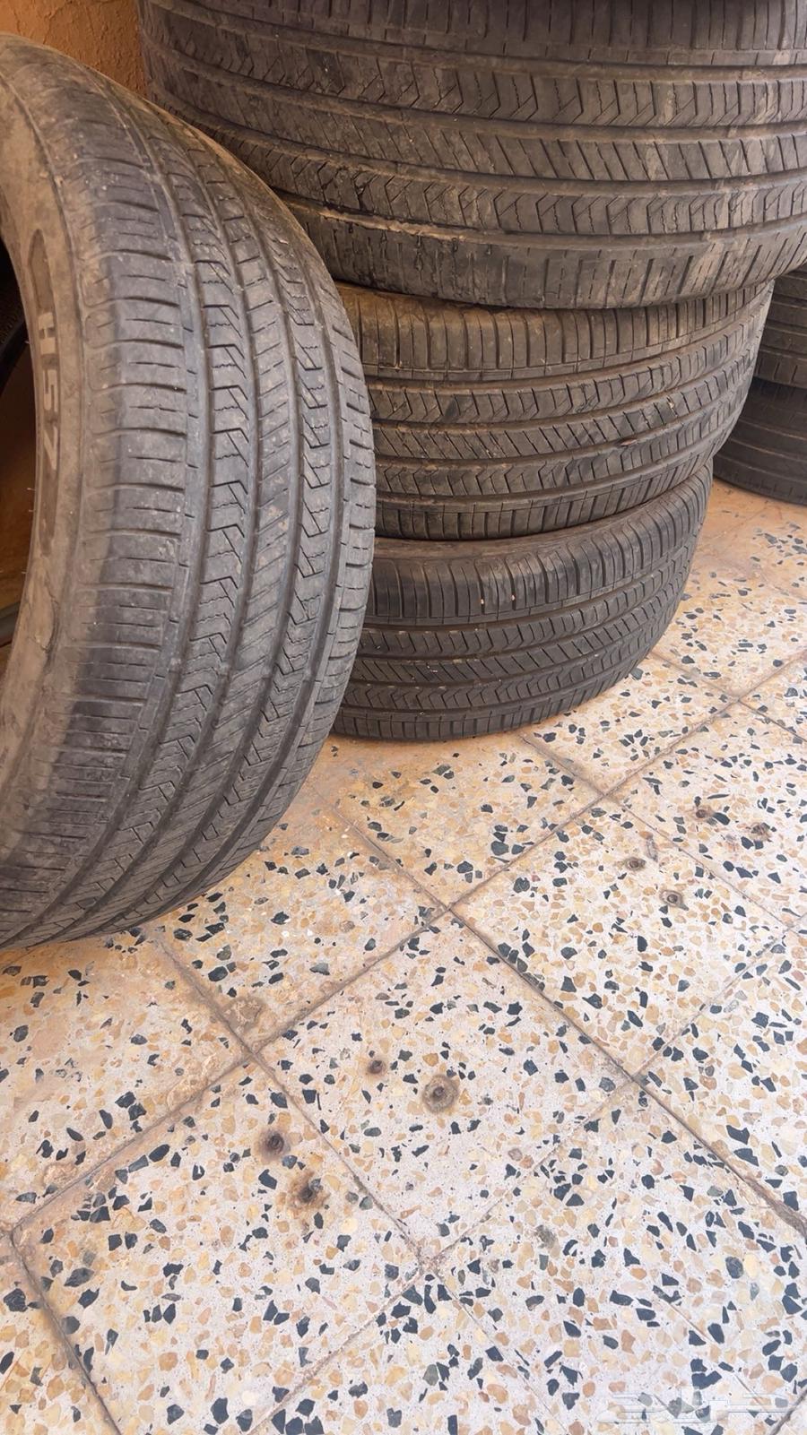 للبيع كفرات لكززس مقاس 2164384799713027110