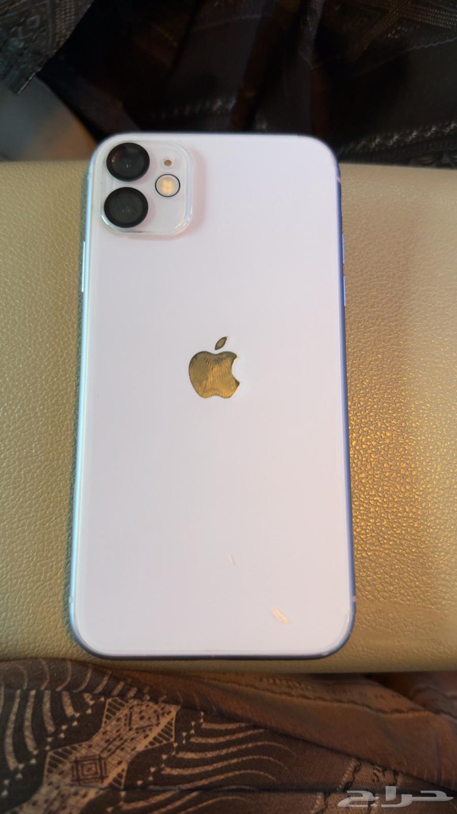 iPhone 11 Regular64154603342210114