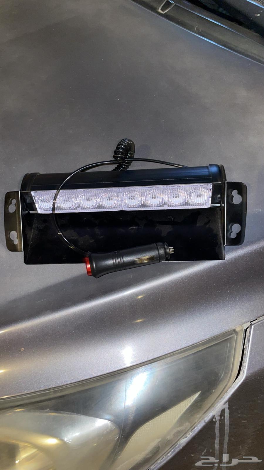 Wenan, flashing lights, and car amplifier for sale64384492926467111