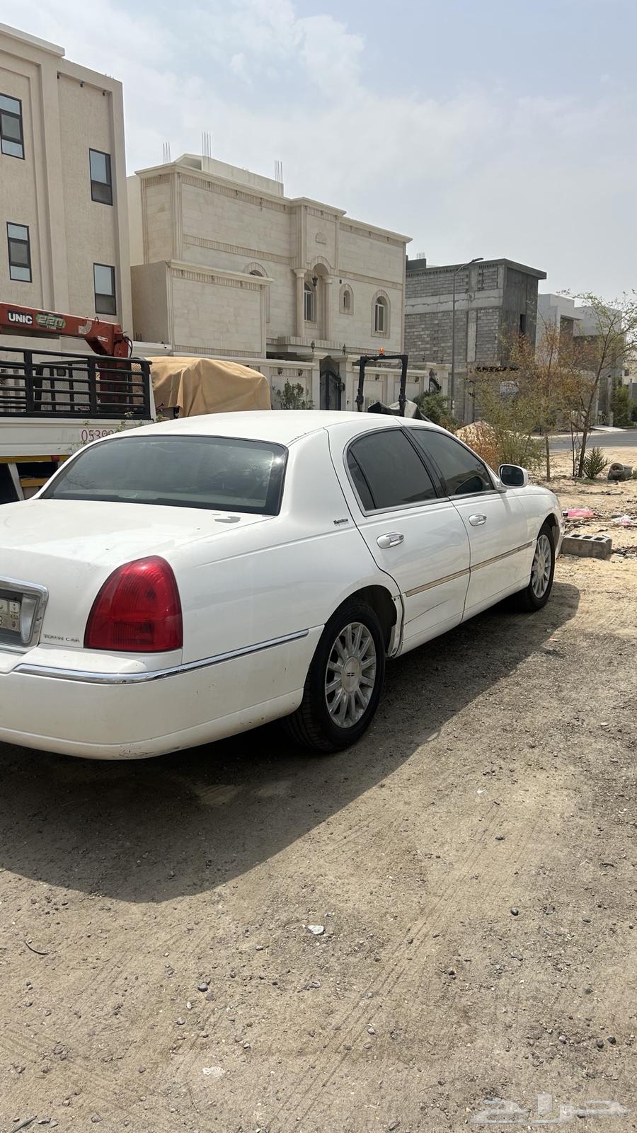 لنكون تاون كار 200664377255623427112