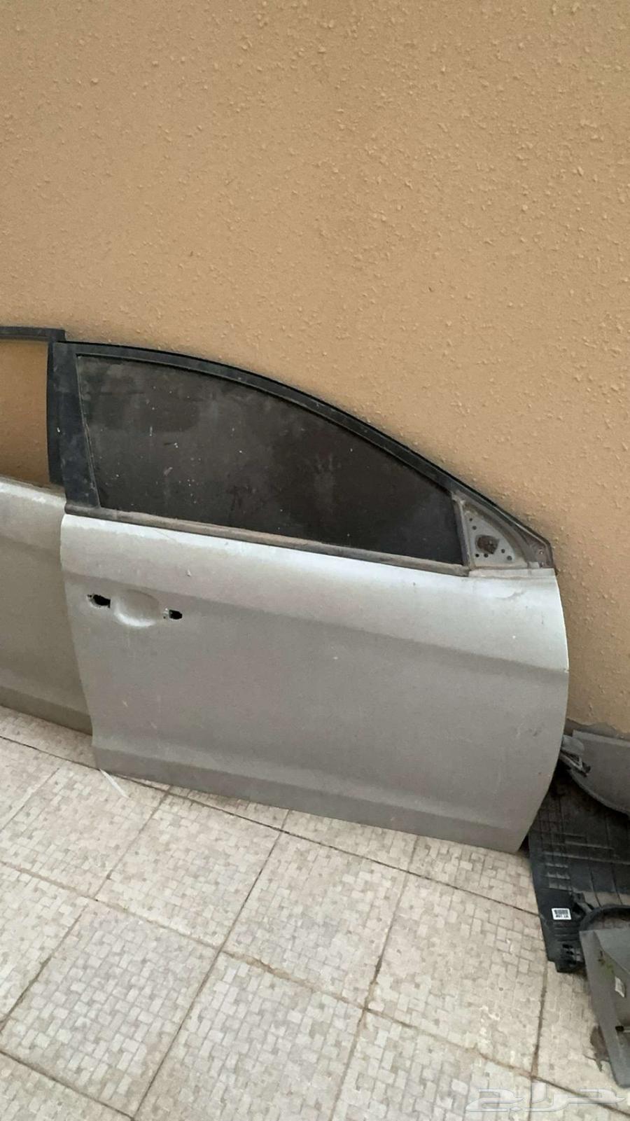 قطع النترا 2019 للبيع باب خلفي يمين وباب. امامي يمين وكبوت64379166975745110