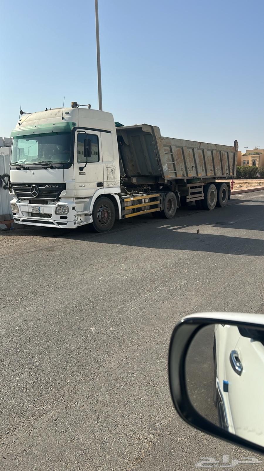 تريله لبيع مرسيدس64383664007297111