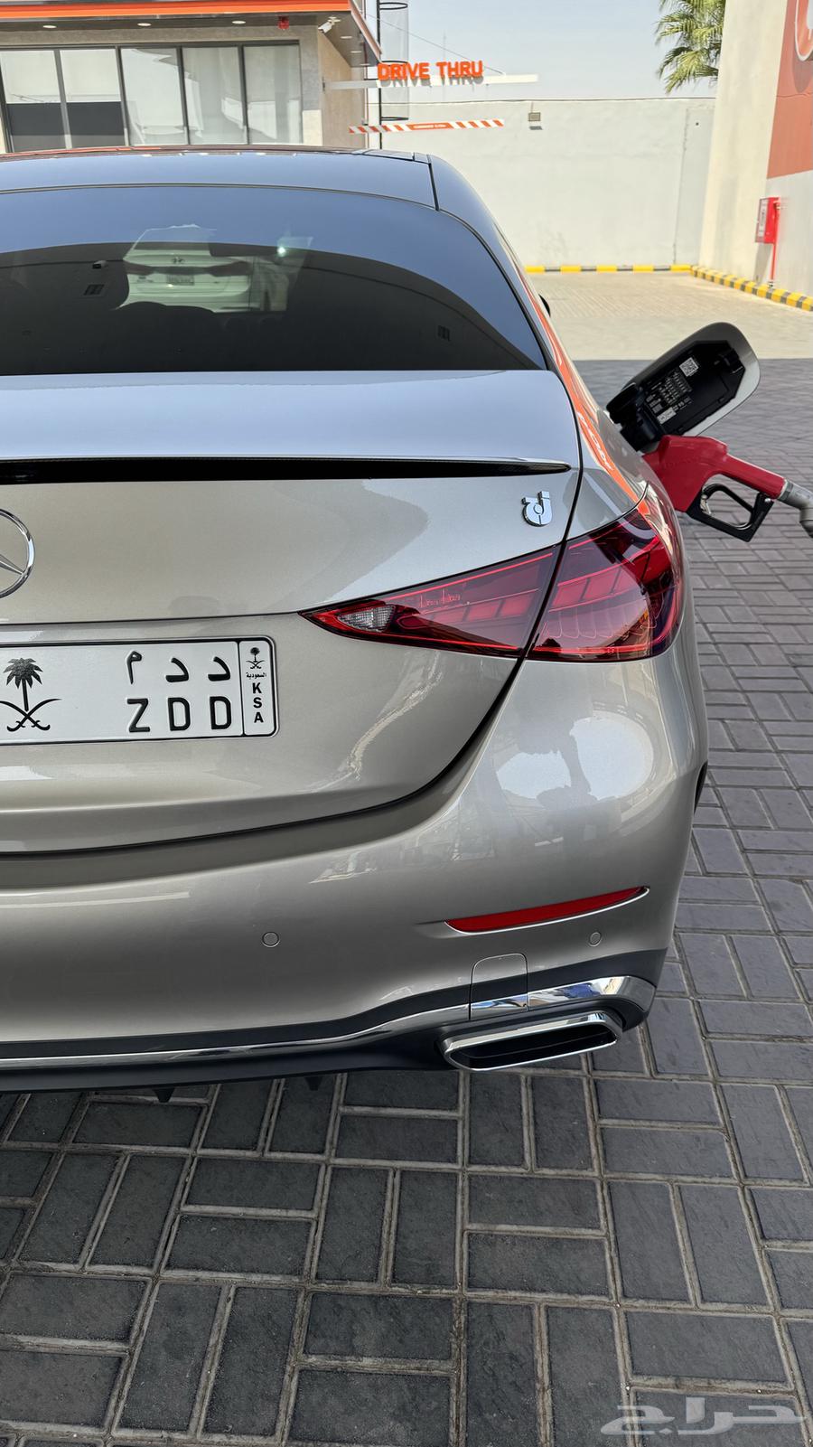 مرسيدس C200 شبة جديدة ماشية 6900 فقط64374156133633110