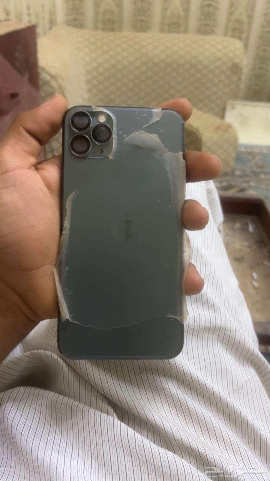 أيفون 11 برو ماكس64145928181378114