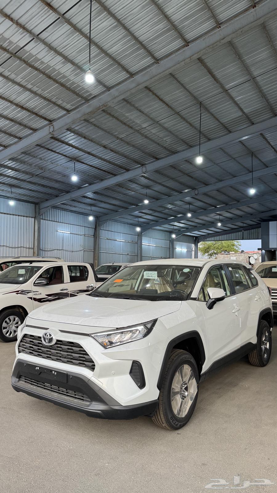 تويوتا راف فور 2025 بنزين LE دبل سعودي ابيض لولوي بطاقة جمرك64382859687937112
