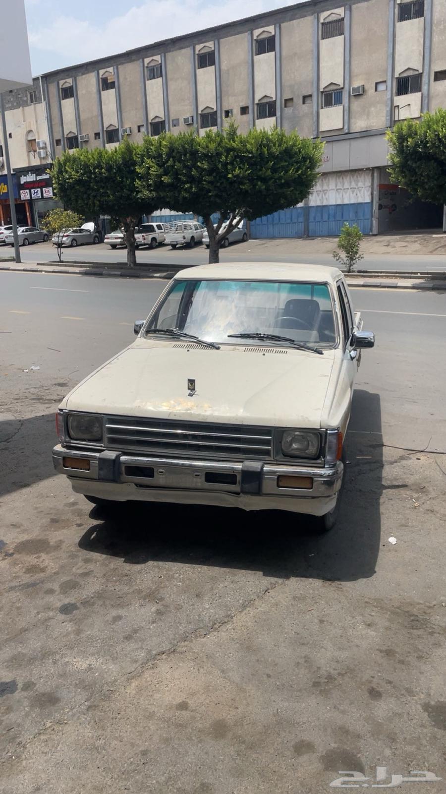 للبيع هايلوكس 8864384731182721110