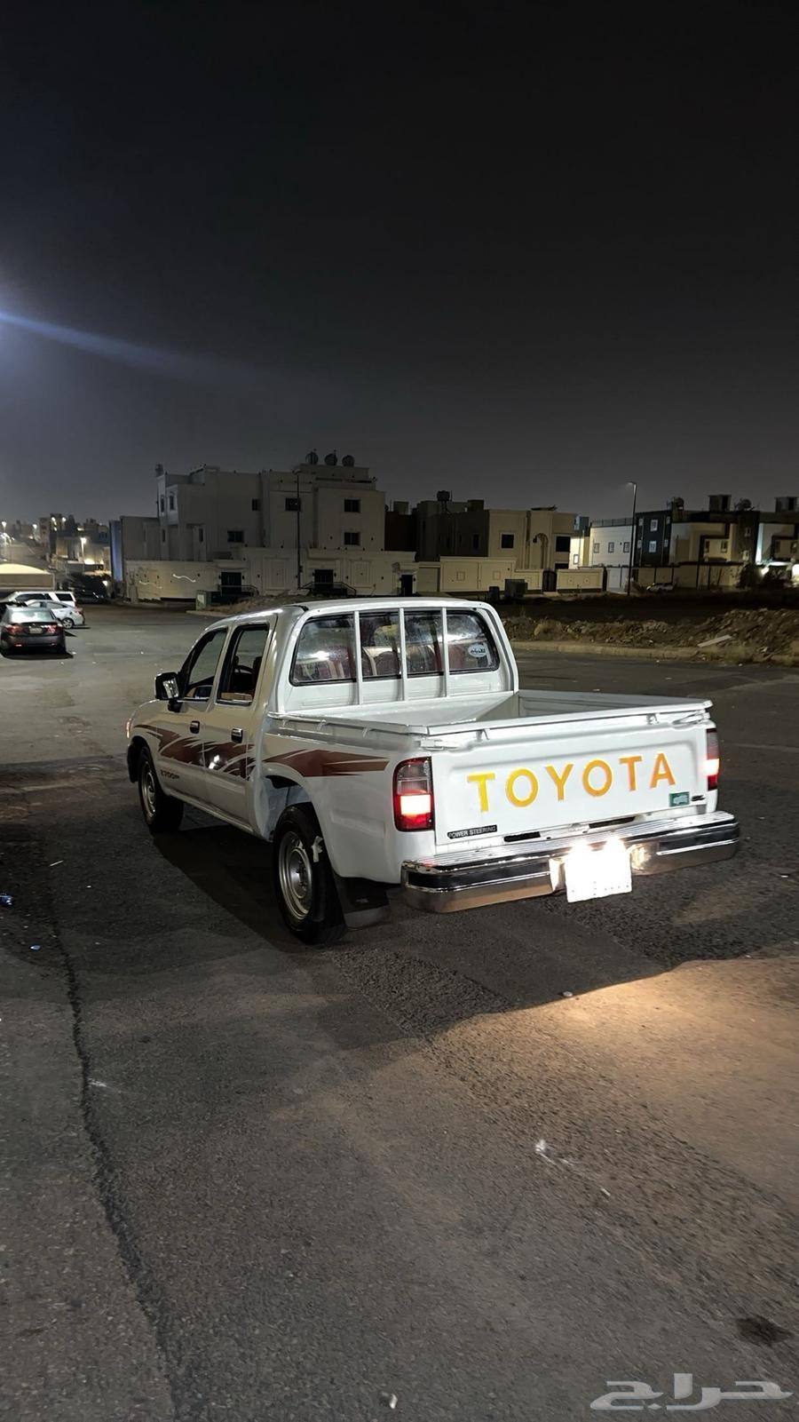 HiLux 200564373373673602112