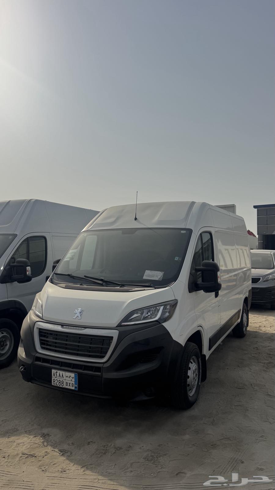 بيجو بوكسر بضاعة بجميع فائتة متوفر 202264378440224642112