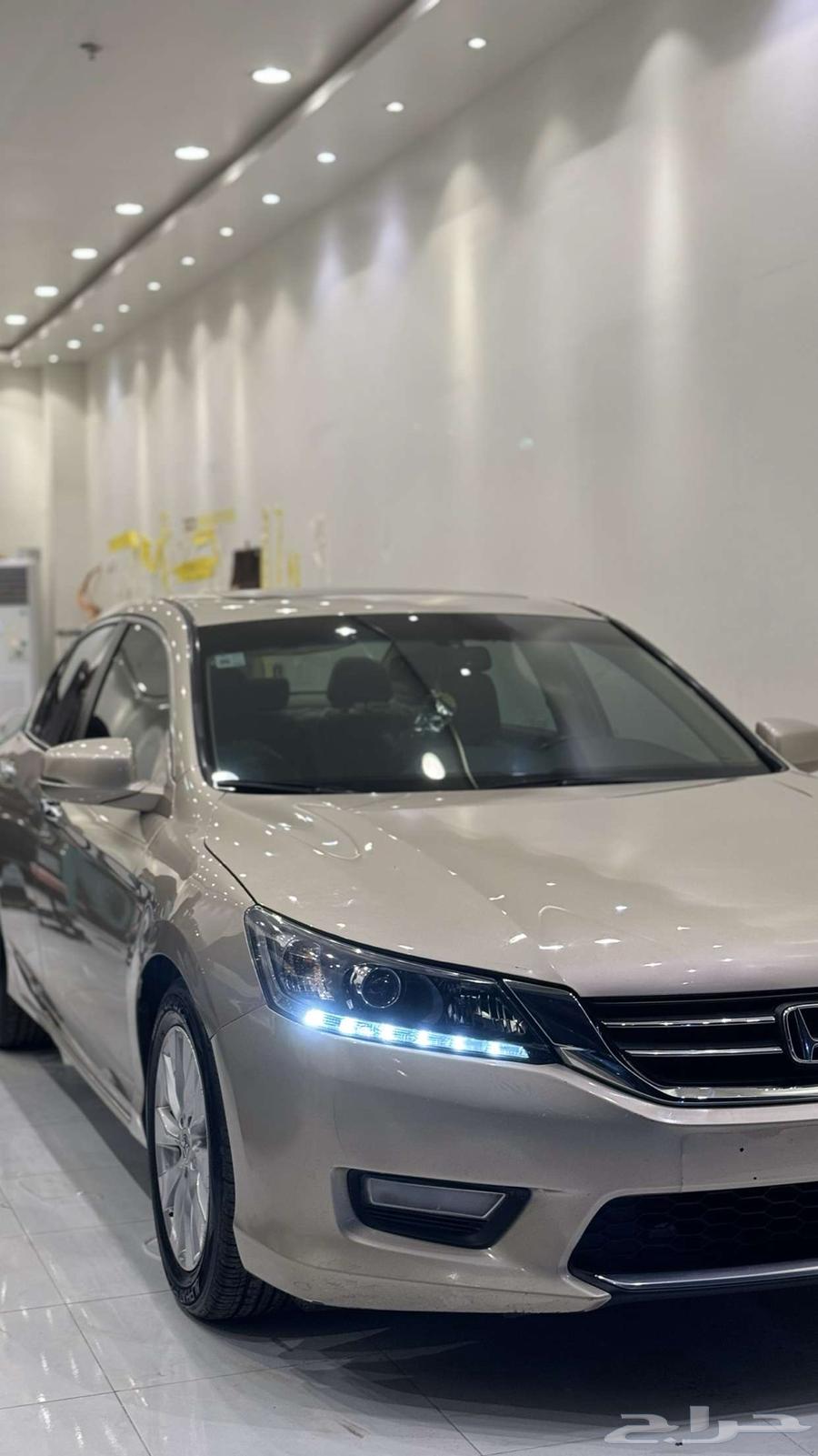 هوندا اكورد 201364377754304770112