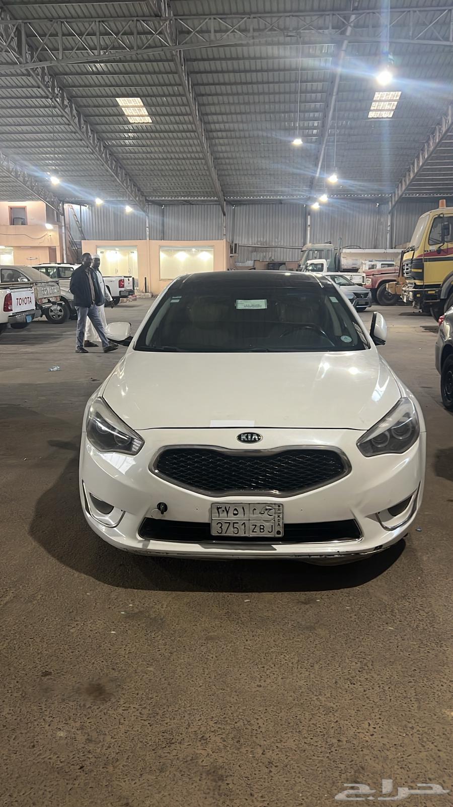 كيا كادينزا 2014 للبيع فل كامل64381906296705110