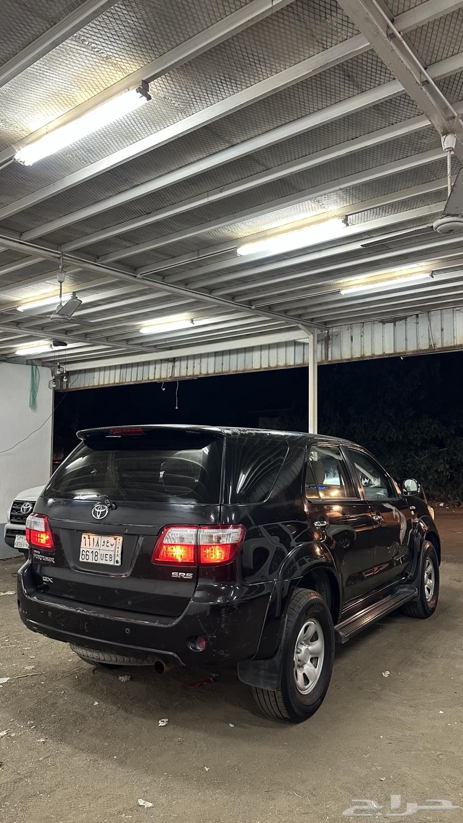 فورتشنر 2011 نظييف جدا ( تمم البيع )64383539116931110