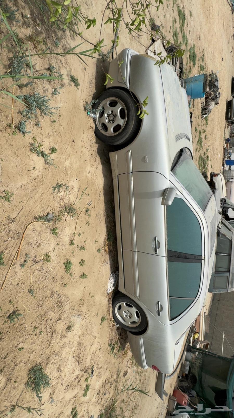 Mercedes with working eyes, dismantled, expired registration for 1 year64377783357825110