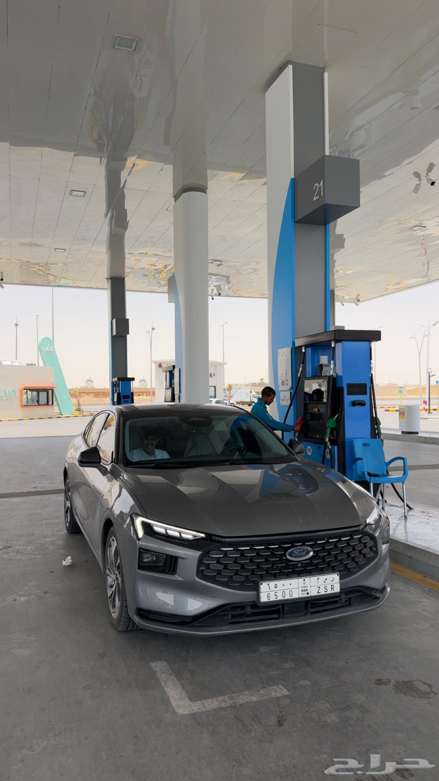 لوحة ر س م 6500 للبيع64377710217218110