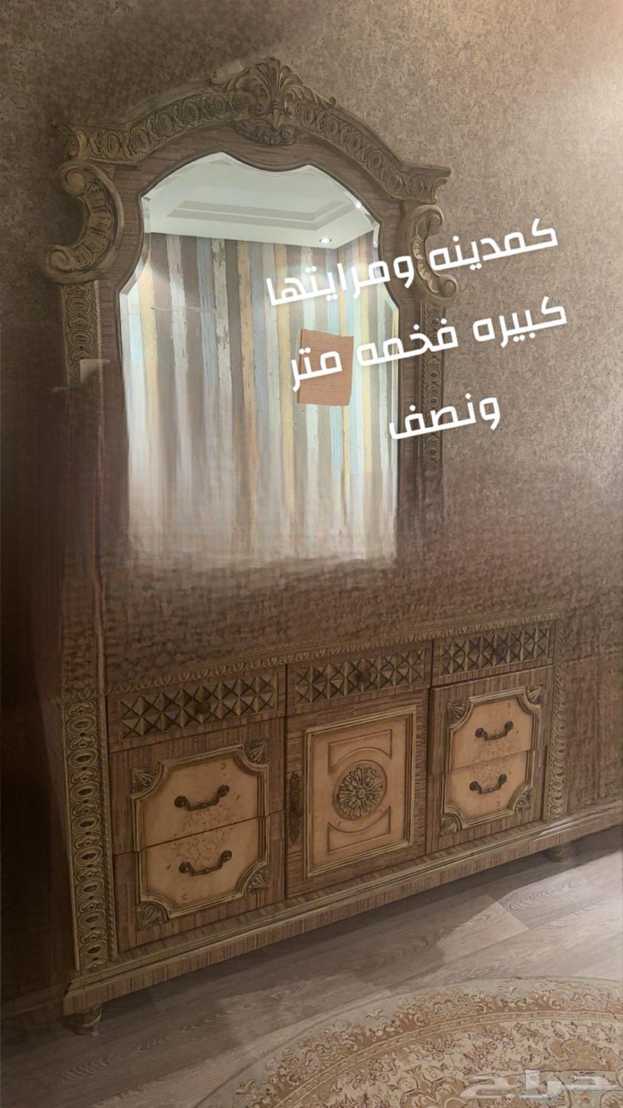 غرفه نوم بحاله ممتازة للبيع64149077925122110