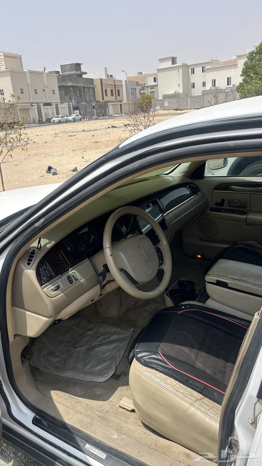 لنكون تاون كار 200664377255623427114