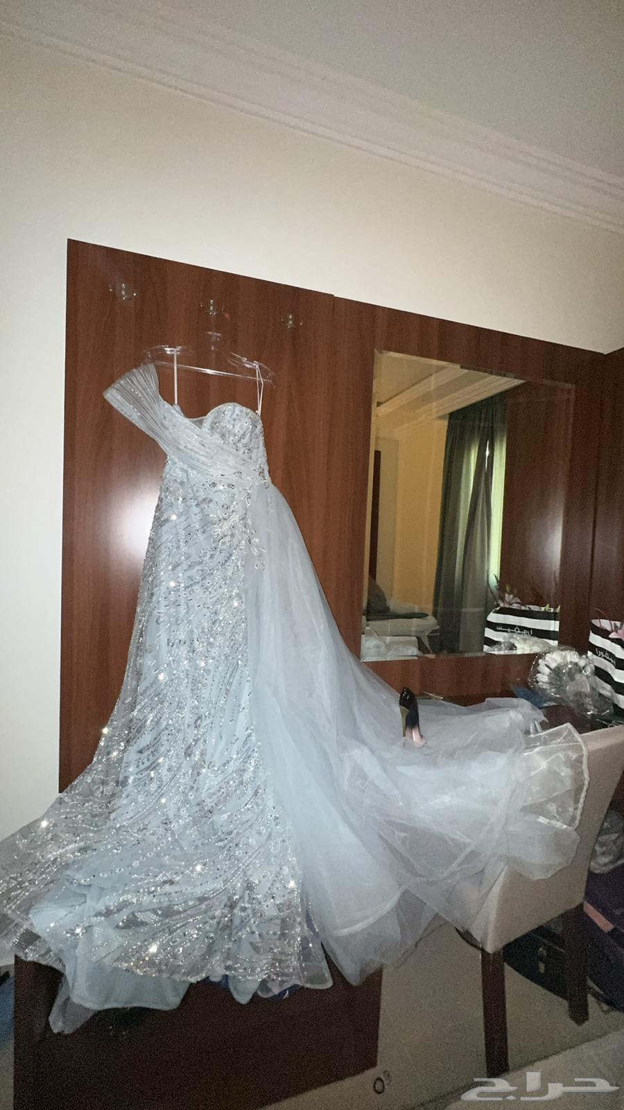 فستان سهرة راقي موديل 202564152049924227110