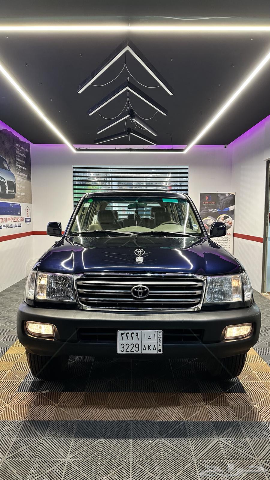 جيب لاند كروزر 200364377579550593113