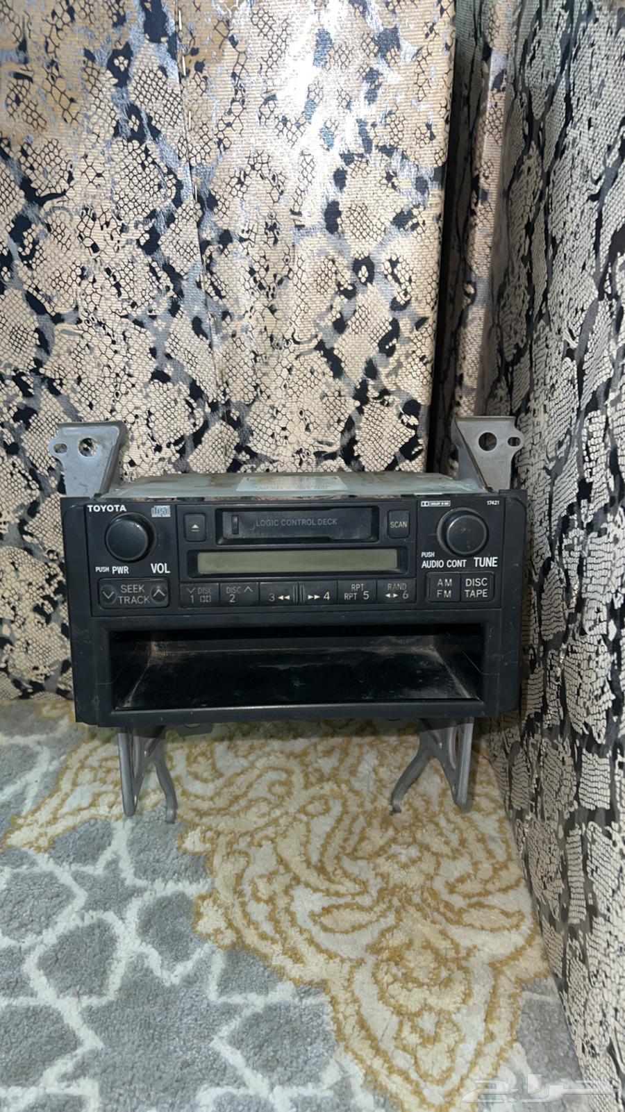 مسجل تايوتا وكاله شرط شغال مداخله جديد ولا يشكو من شي64374141526274111