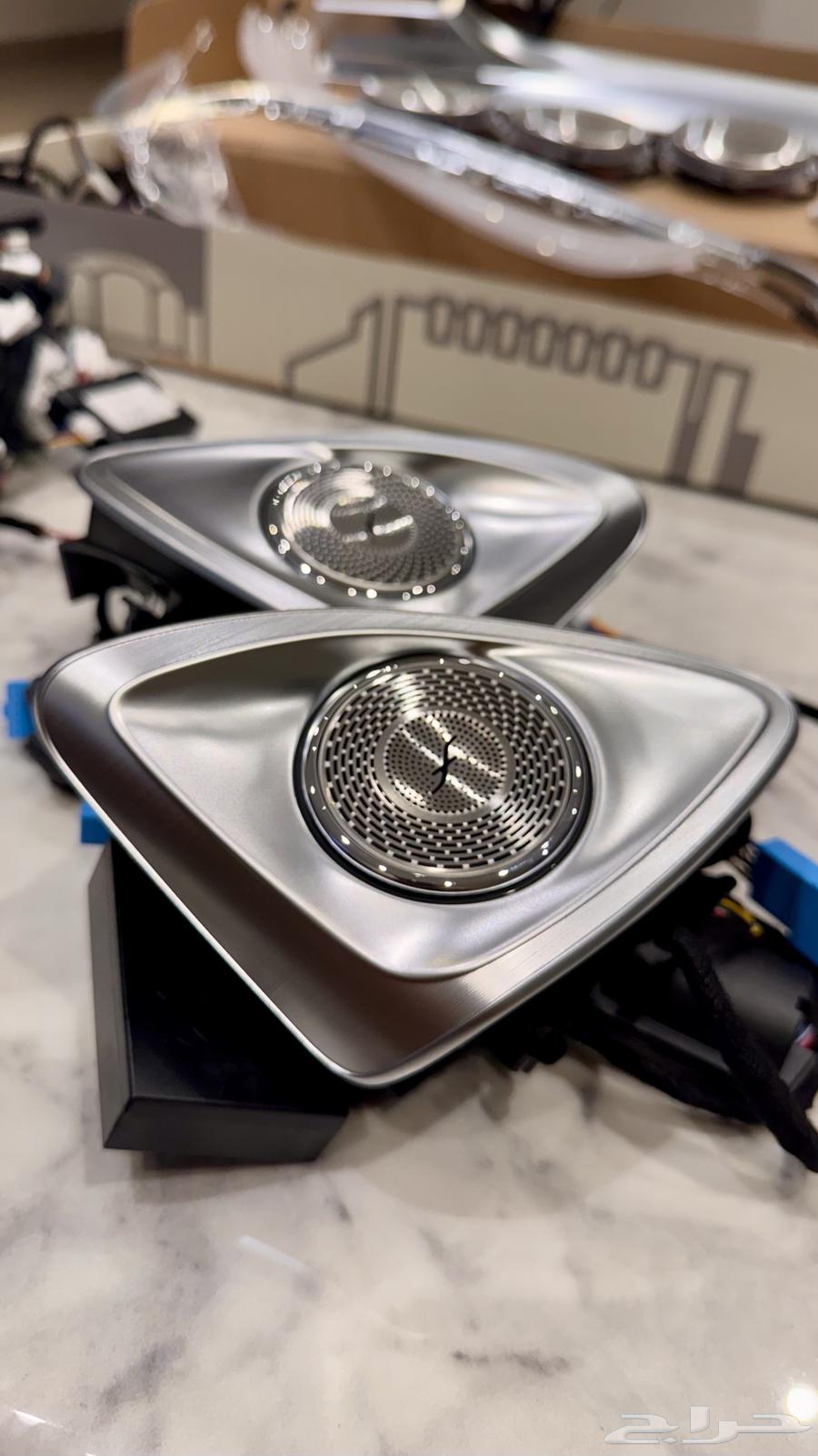 طقم إضاءات محيطية 64 لون لمرسيدس C-Class64384702865027114