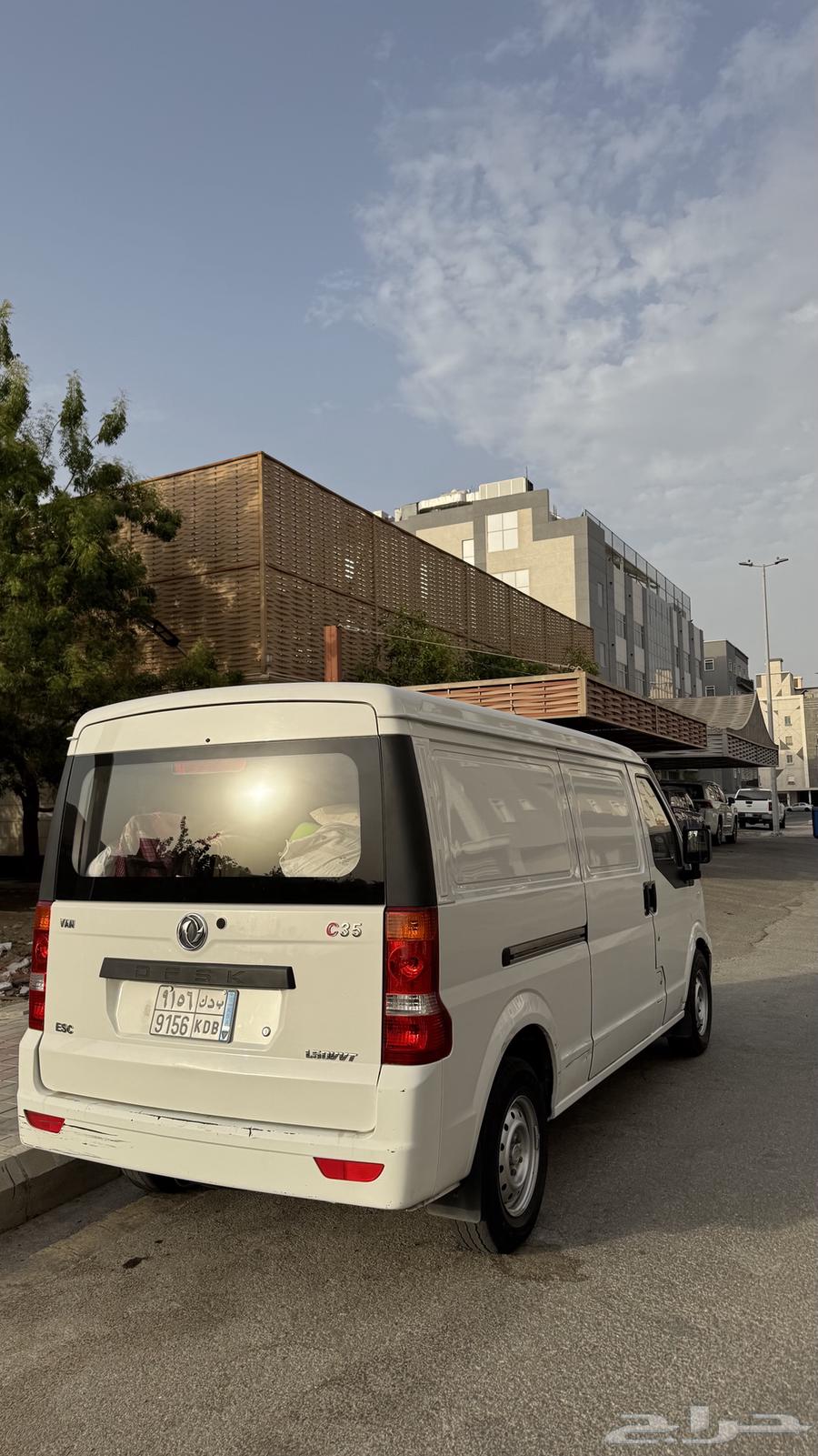 فان تحميل بضائع 202164383066886402112