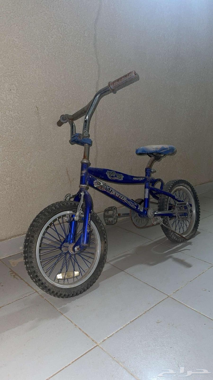 The front tire of the Rainbow bicycle needs a nail, and the second tire also needs air64373194768769111