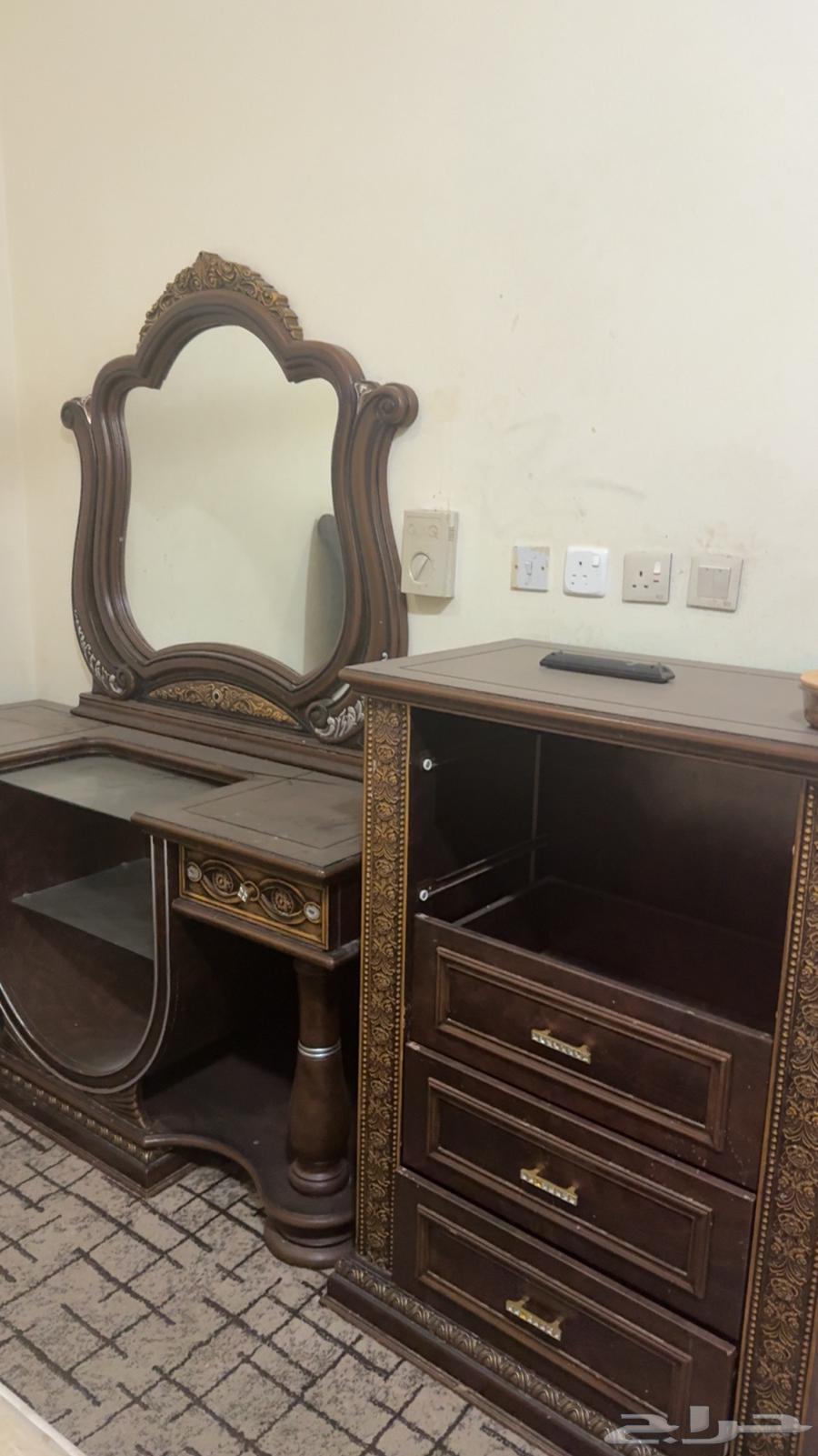 غرفة نوم وستاير للبيع64162782955522110