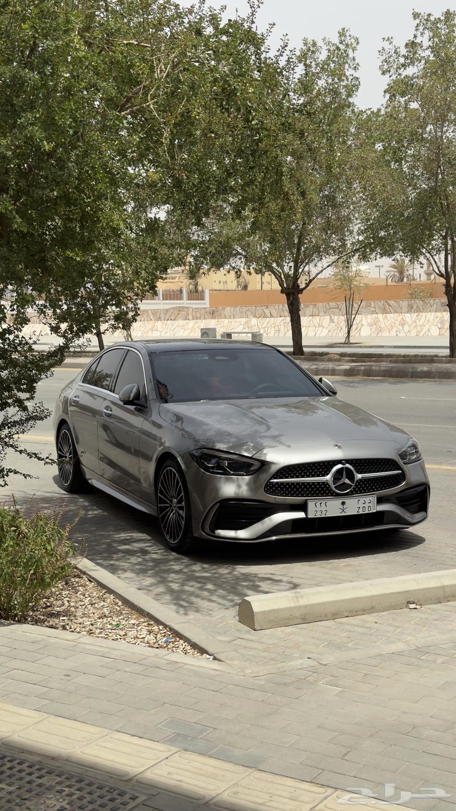 مرسيدس C200 شبة جديدة ماشية 6900 فقط64374156133633114