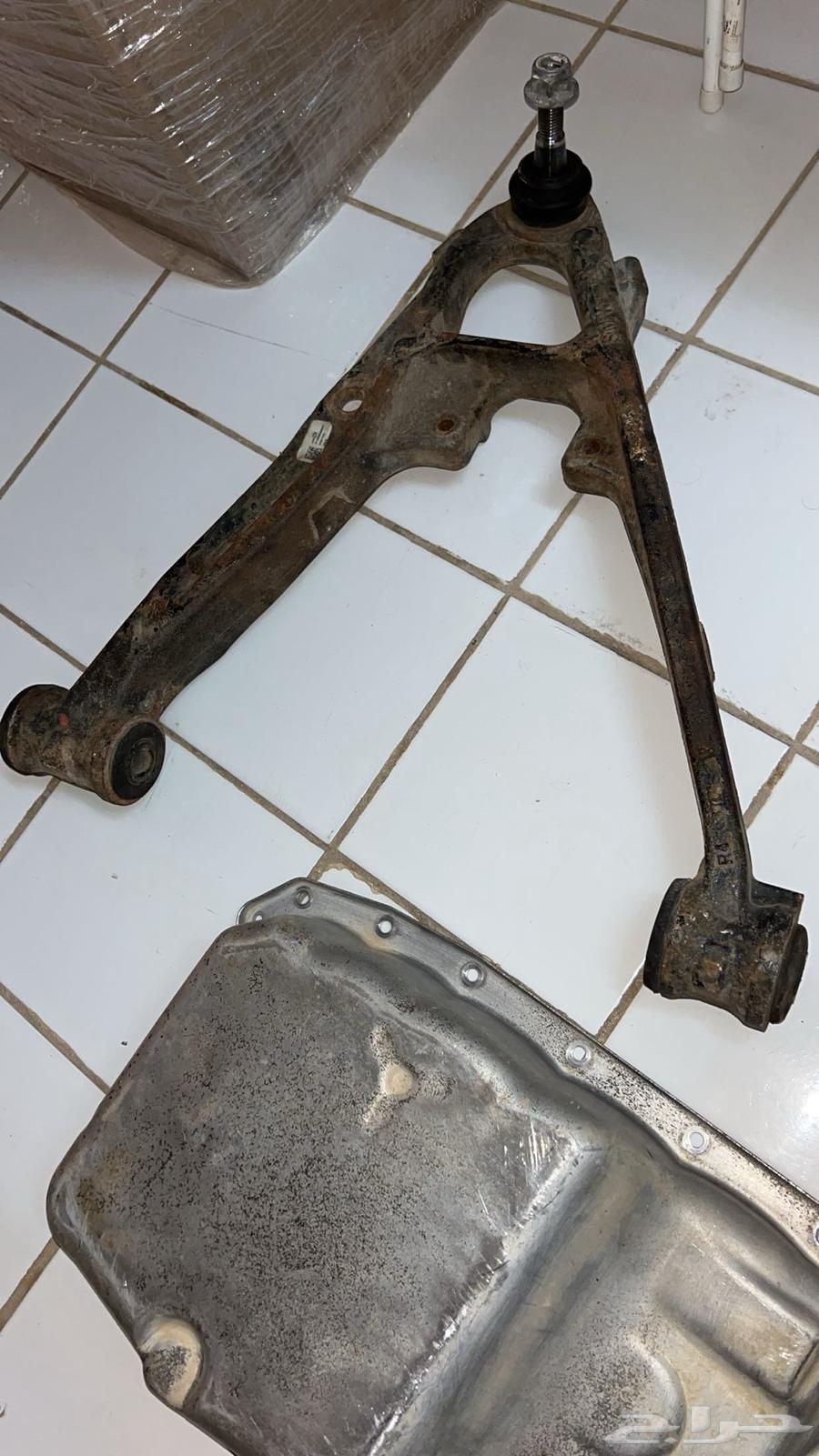 مقص يمين وكرتير قير جمس سييرا 201664383039343745110