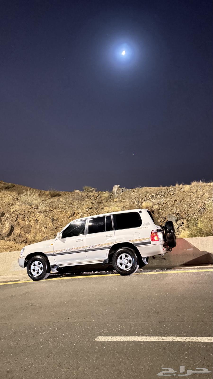 صالون 2000 بدل فقط بدل فقط64374259871489113