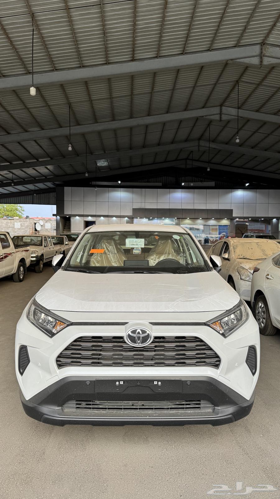 تويوتا راف فور 2025 بنزين LE دبل سعودي ابيض لولوي بطاقة جمرك64382859687937111