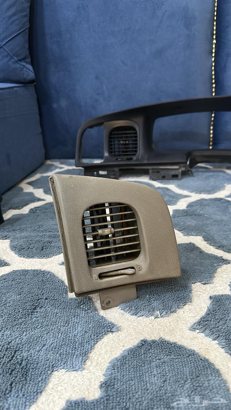 قطع داخليه فورد فكتوريا64383664053379114