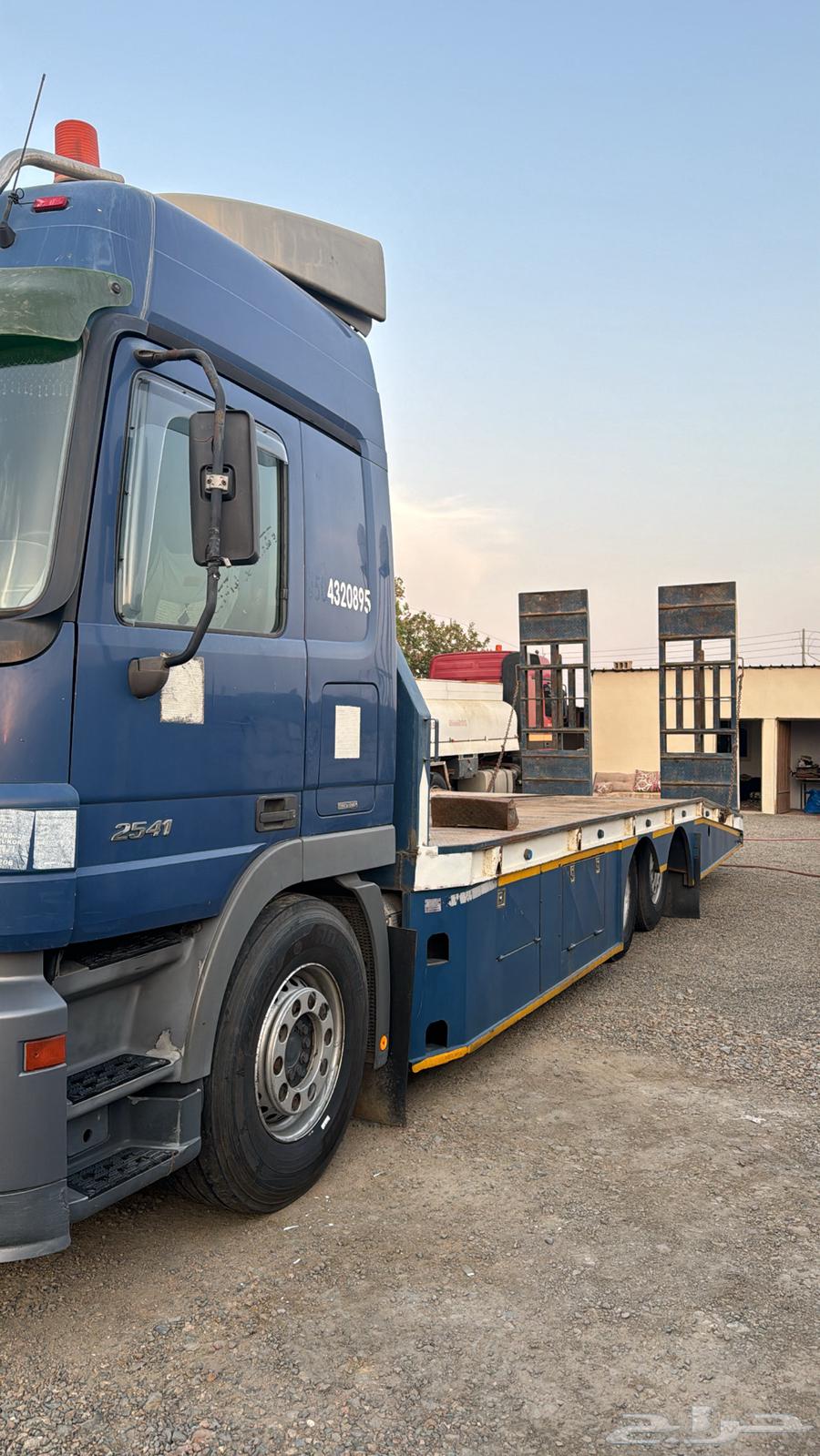 لوبد مسكس موديل 200864373238708994112