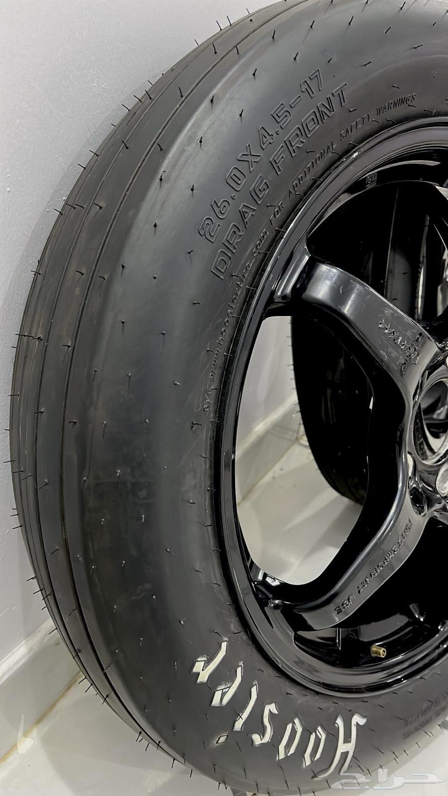 كفرات هوزير سكيني ( Hoosier drag front tire )64367813903490112