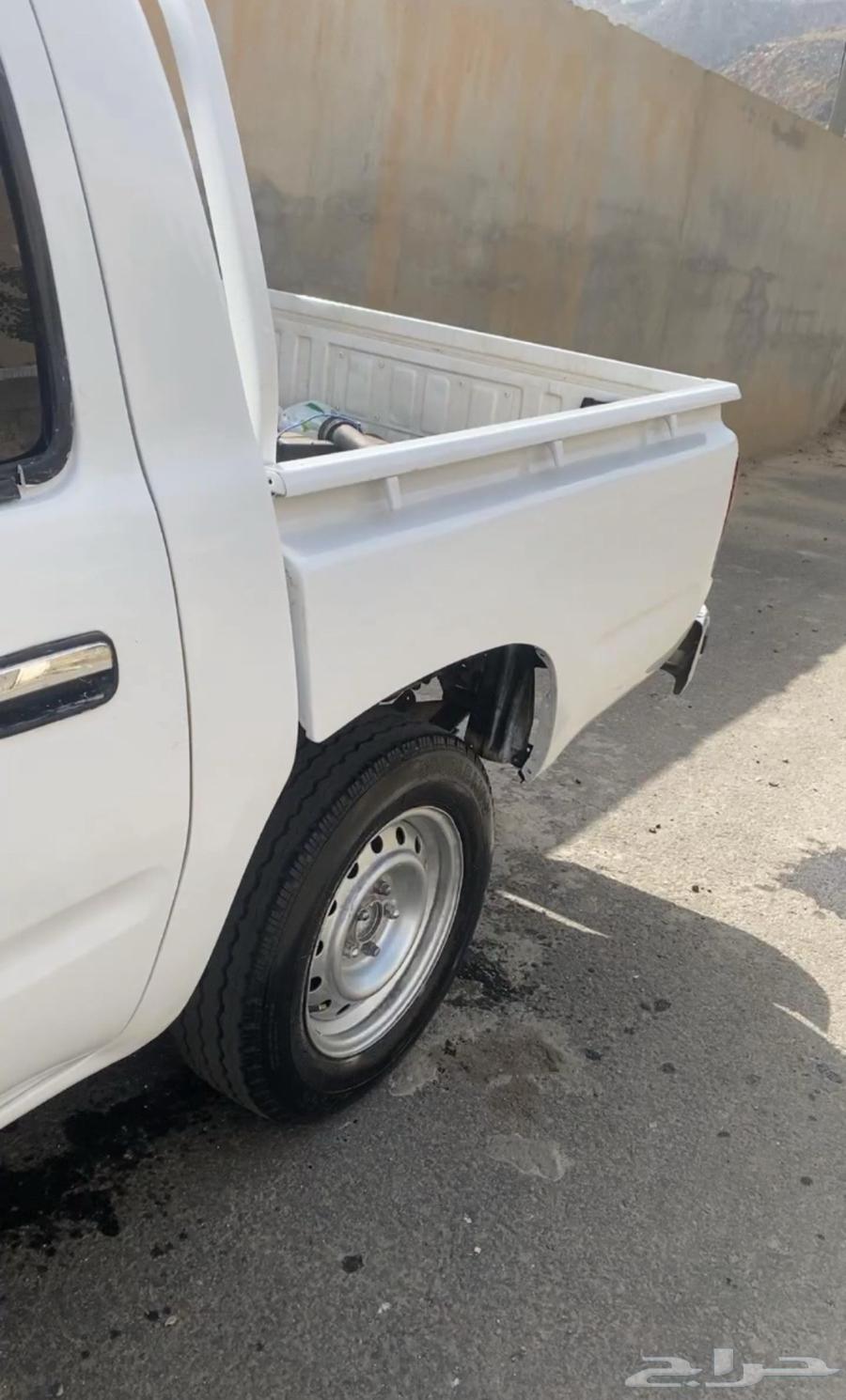 بيع سيارة نوع تويوتا هايلوكس64373403354115110