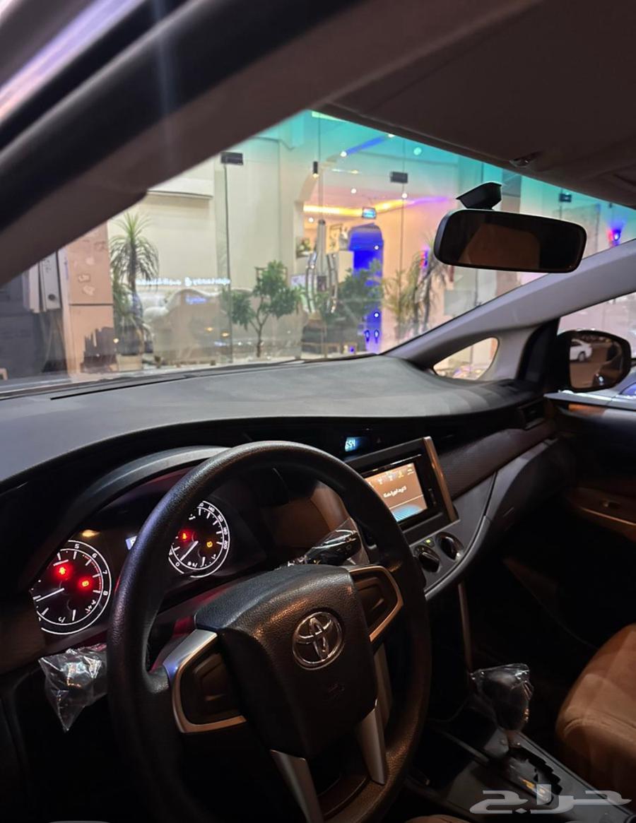 فان انوفا تويوتا موديل 202364372960075650114