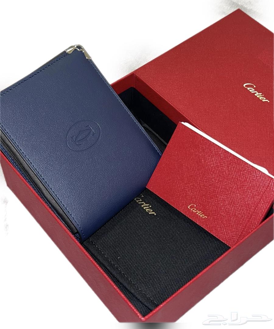 New Cartier wallet with Cartier seal, unused and for ladies64157214102402111