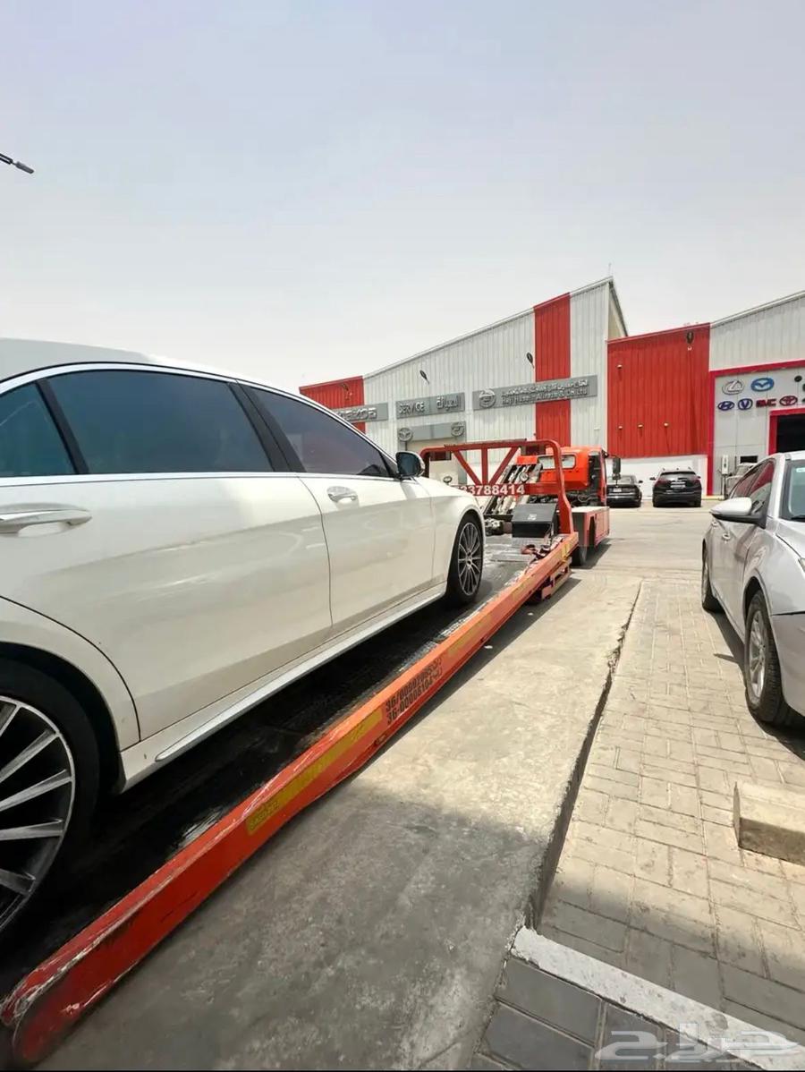 ورشة لصيانة سيارات الماني64381684693378114