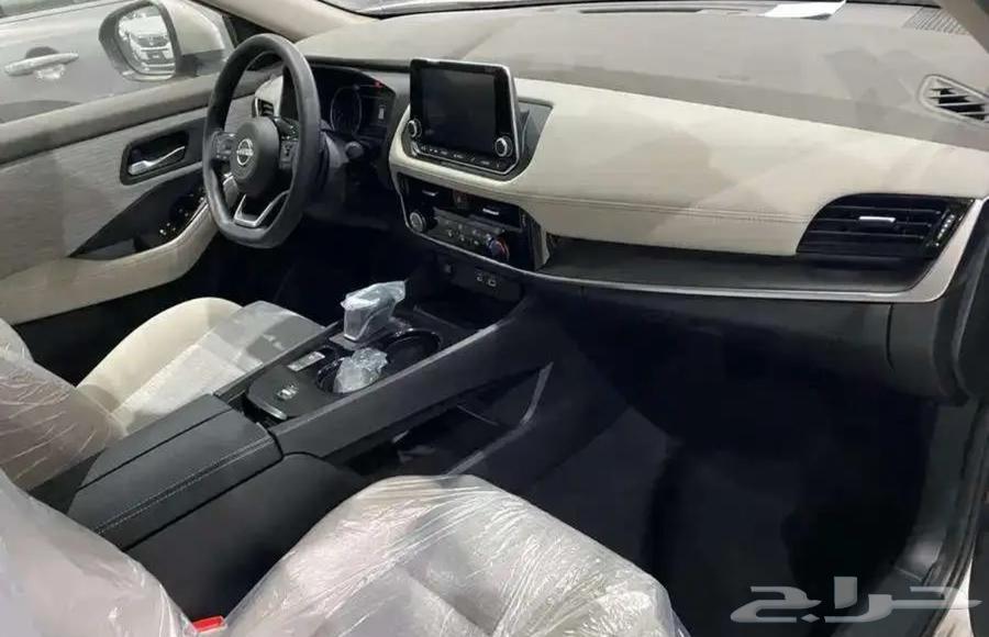 نيسان اكس تريل 7 مقاعد دفع رباعي ستاندر 202564376140038786111