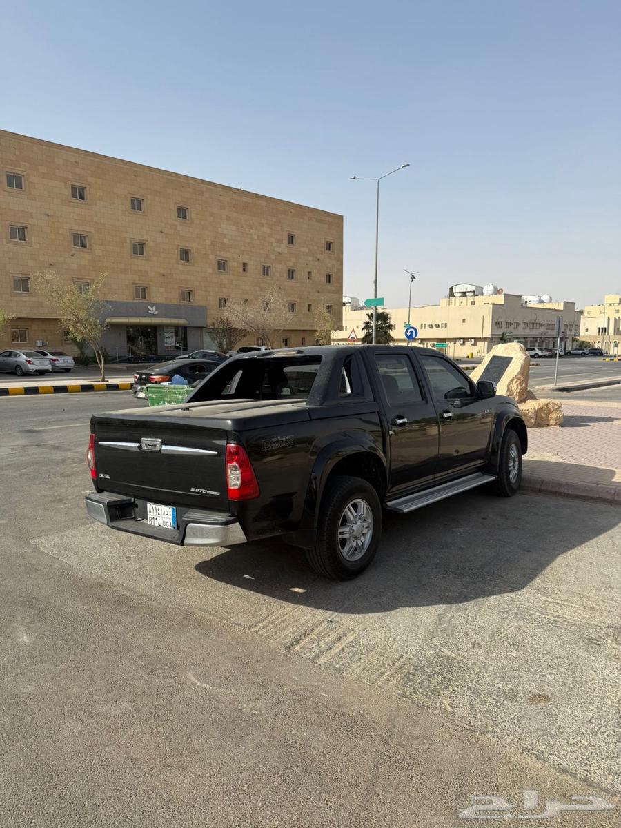 Isuzu 2011 D-Max unit64385133420290111