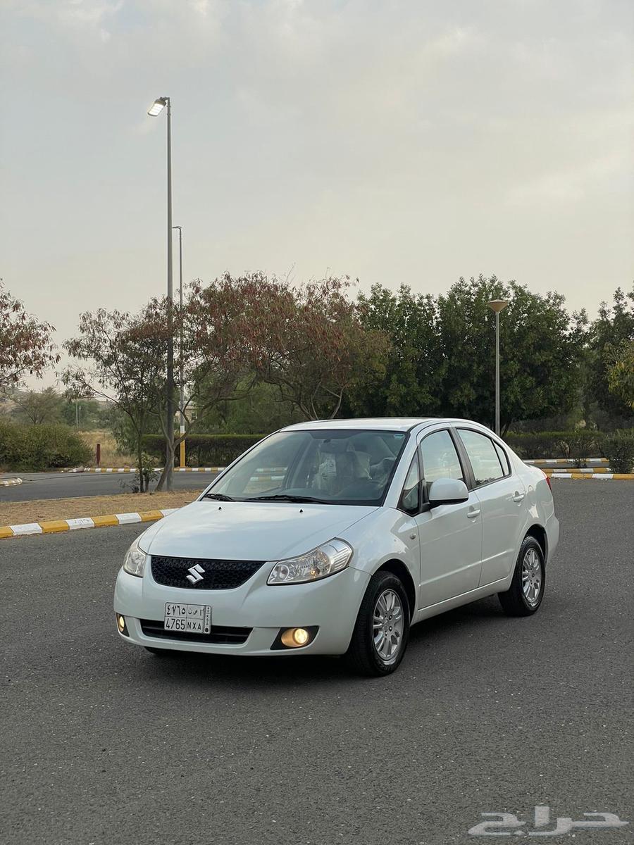 سوزوكي SX4 قير عايدي نظيفة جدا64384702939139113
