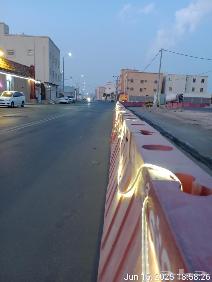 ايجار بوكلينات او قص ارحفر64378120319233110