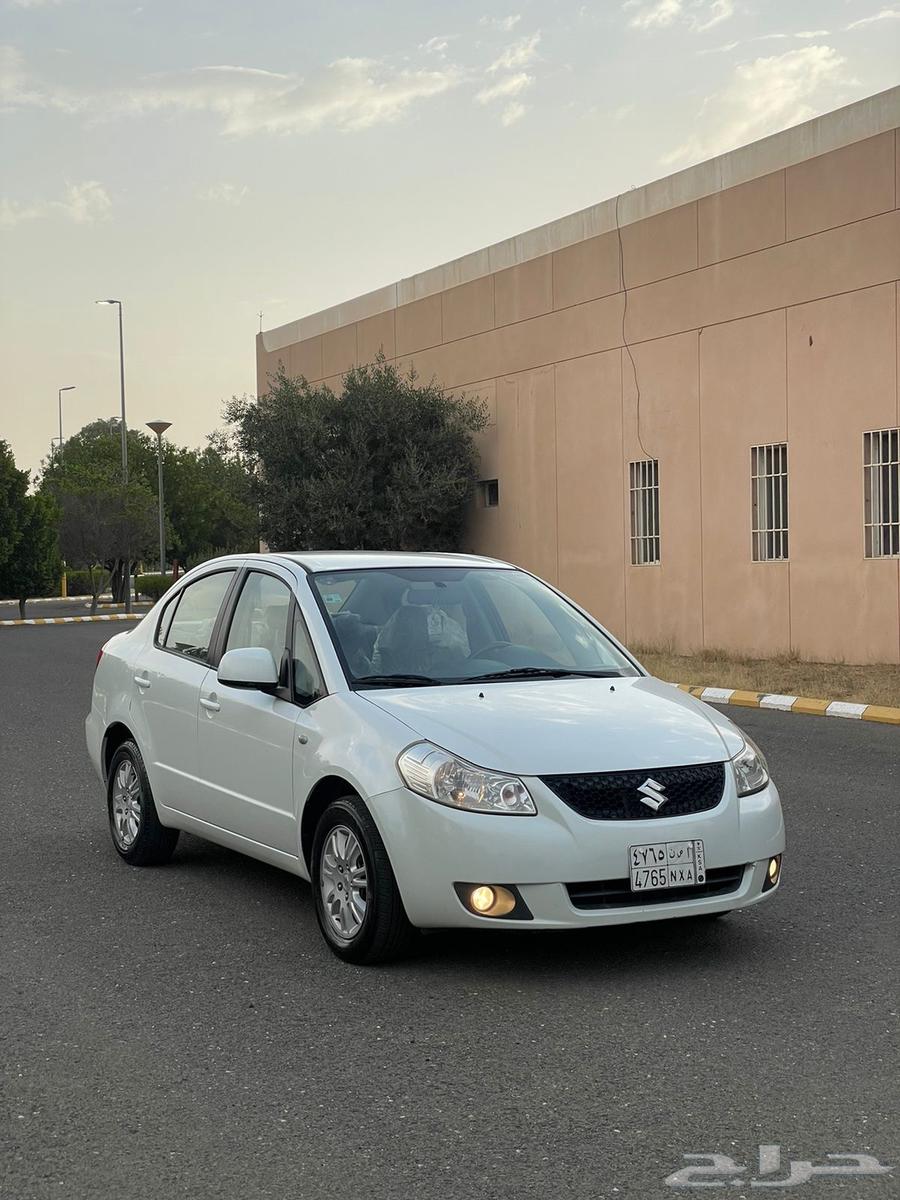 سوزوكي SX4 قير عايدي نظيفة جدا64384702939139110