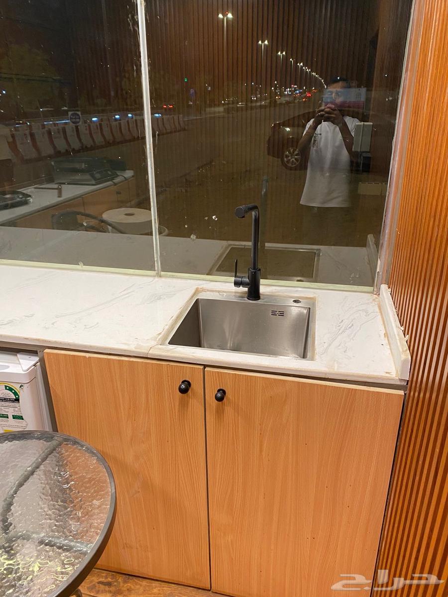 Mobile kiosk64372623741313112