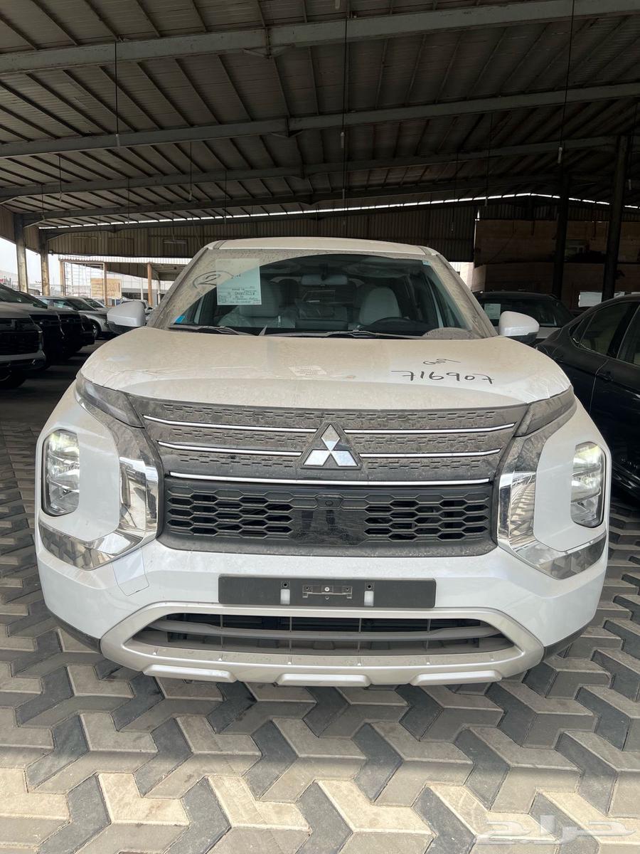 متسوبيشي أوتلاندر 2025 مدلاين 7 مقاعد دبل بالنقد والتقسيط64382059143939110