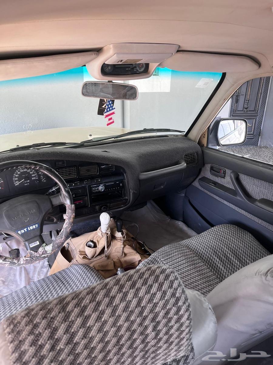 جيب صالون موديل 92 نظيف محركات شرط64381712521347110