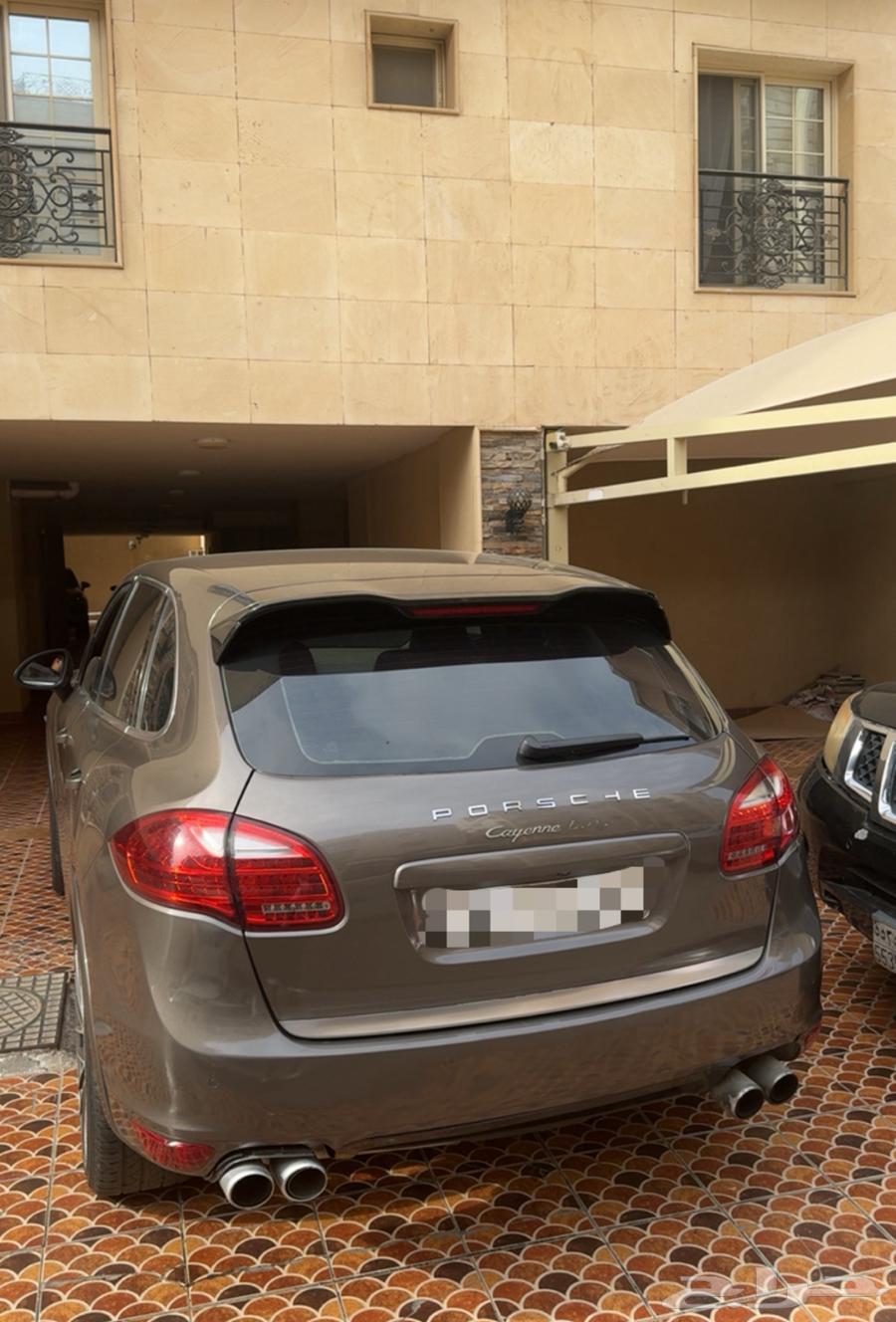 Porsche Cayenne Turbo 8 Cylinder Twin Turbo 201164380957801603111